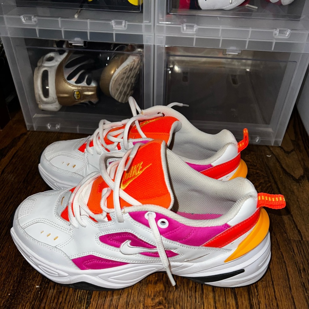 Nike M2K Tekno (Laser Fuchsia)